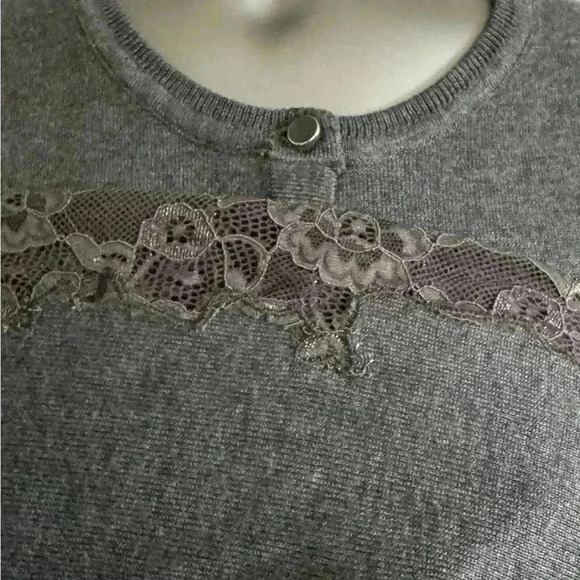 💎💟Vintage  Lightweight Cardigan With Lace - Picture 3 of 13